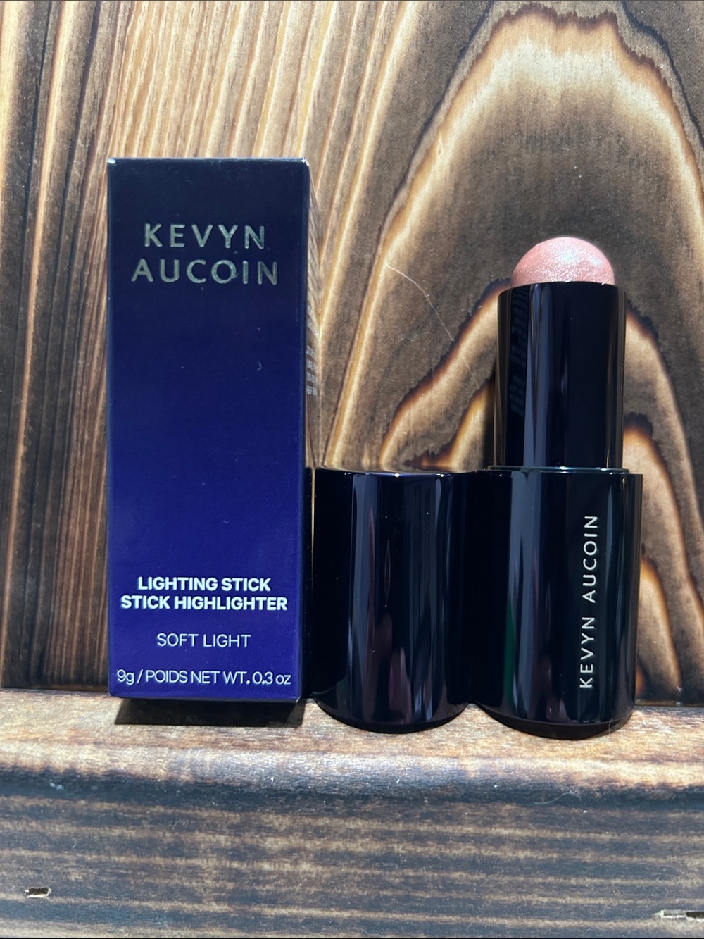 Kevyn Aucoin Lighting Stick Highlighter - Soft Light Pink Champagne